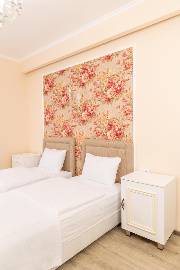 Rose Hotel Vake Tbilisi Luaran gambar